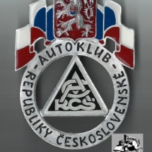 Odznak Autoklub Republiky československé, 30. léta 20. století, inv. č. 30.830